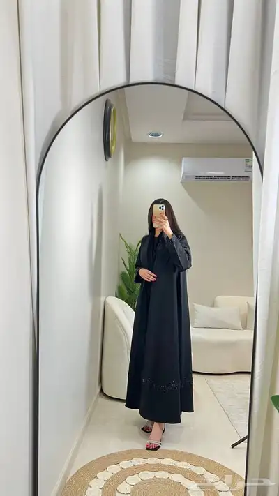 عبايات سوداء انيقه باسعار مناسبه 4