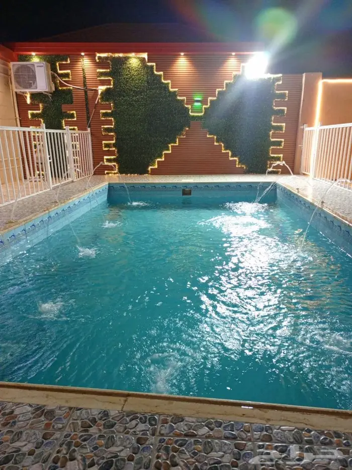 استراحه كبيره قسمين اللعاب مائيه ومسابح 11