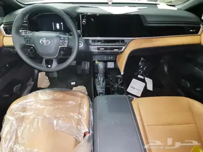 كامري جرندي بنزين 2025 19