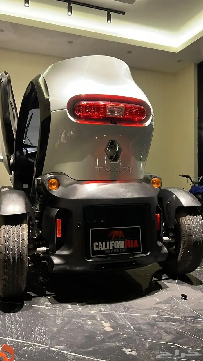 للبيع رينو. تويزي renault twizy 3