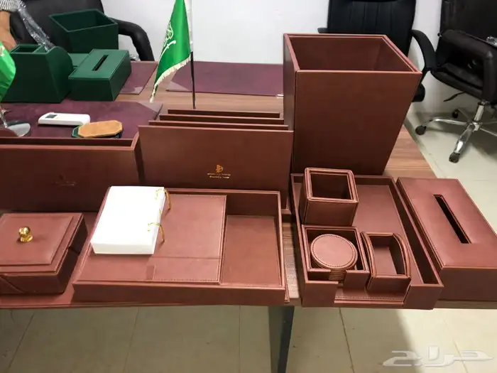أطقم مكتبيه 1