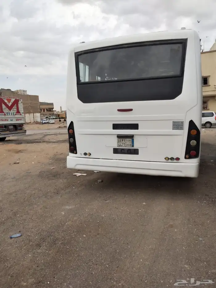 لدينا باصات للأيجار مع السائق 2