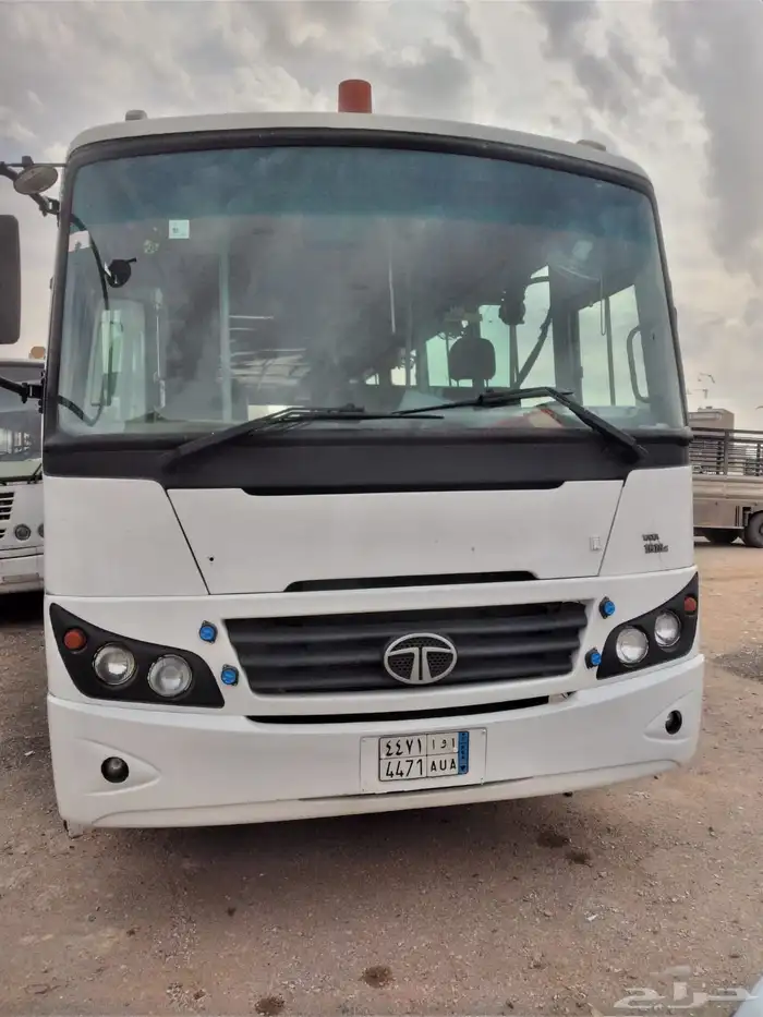 لدينا باصات للأيجار مع السائق 3