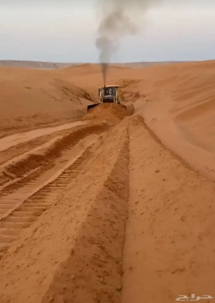 رمل ابيض ورمل احمر ودفان صبييز وازفلت مقشور -جديد وبحص 5