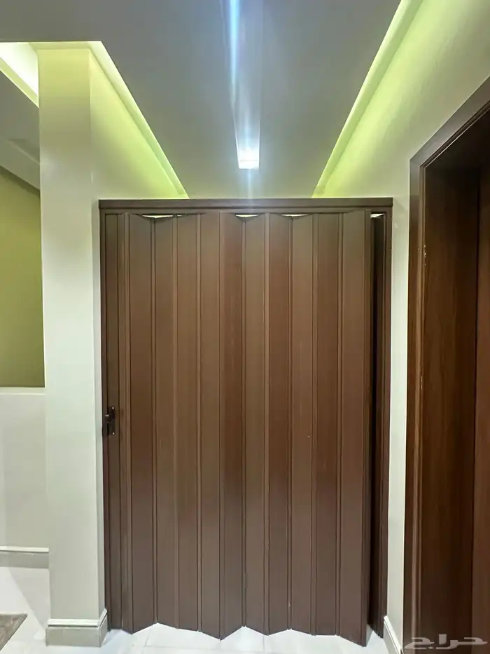 ابواب سحاب أكورديون بلاستيك وجلد وستائر 21