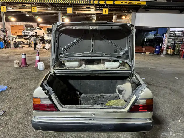 مرسيدس E230 1990 2