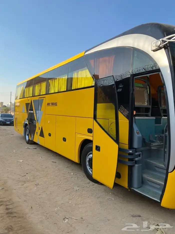 لدينا باصات للأيجار مع السائق 0