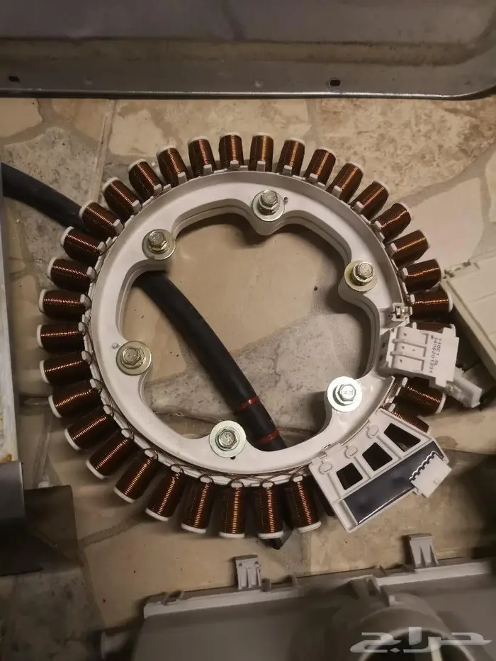 قطع غيار غسالة ال جي LG حجم 9كيلو مستعمل نظيف 1