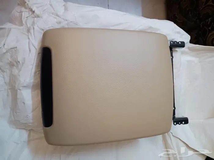 قشرة طبلون وتكايه لاندكروزر 2024 3