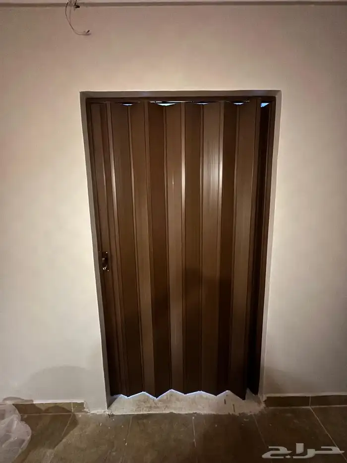 ابواب سحاب أكورديون بلاستيك وجلد وستائر 11