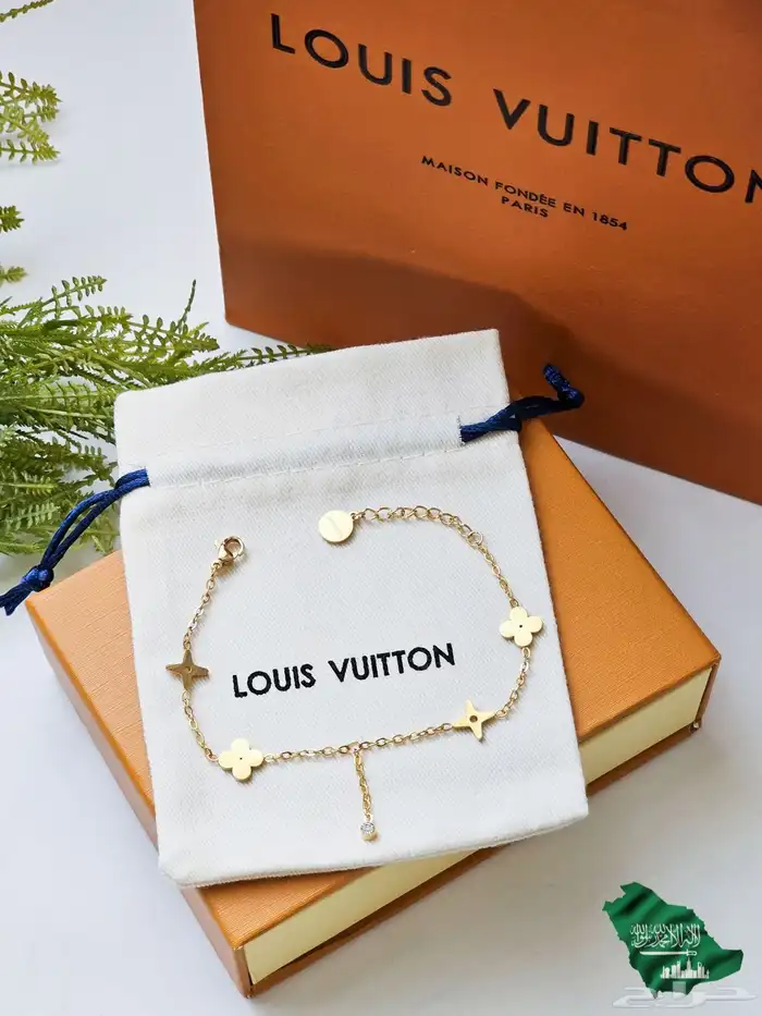 أساور نسائيه ماركات 5