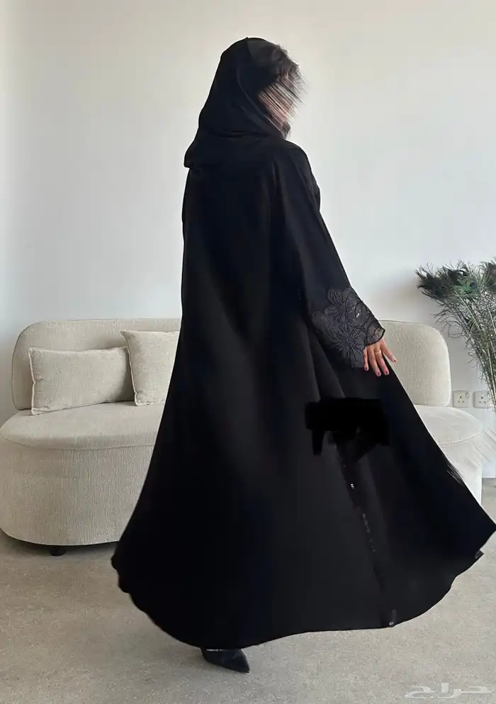 عبايه من مصممه 0
