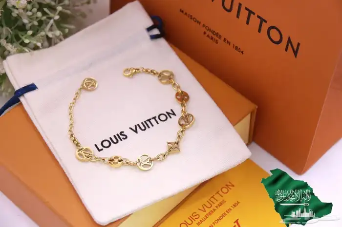 أساور نسائيه ماركات 21