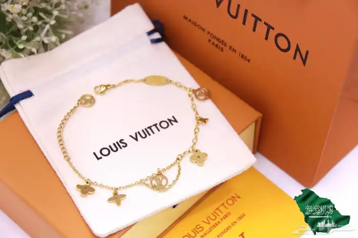 أساور نسائيه ماركات 22