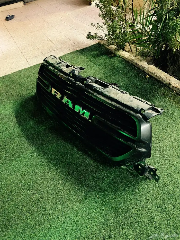 شبك امامي اصلي دوج رام 0