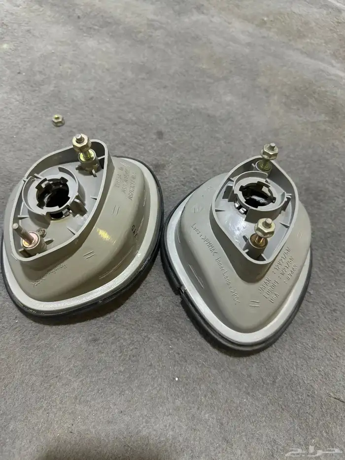 قطع لكزس جي اس 300 98 4