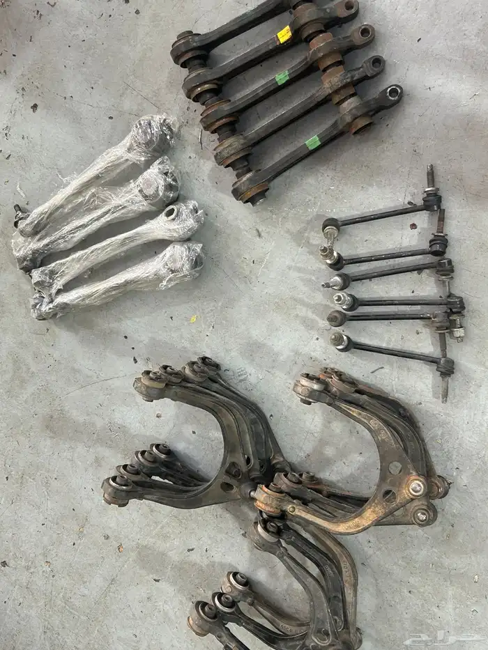 مقصات وعمدان سحب ومسامير توازن وكراسي مكينة دوج تشارجر ولكزس 2