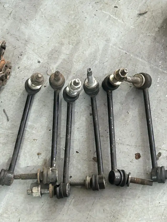 مقصات وعمدان سحب ومسامير توازن وكراسي مكينة دوج تشارجر ولكزس 1