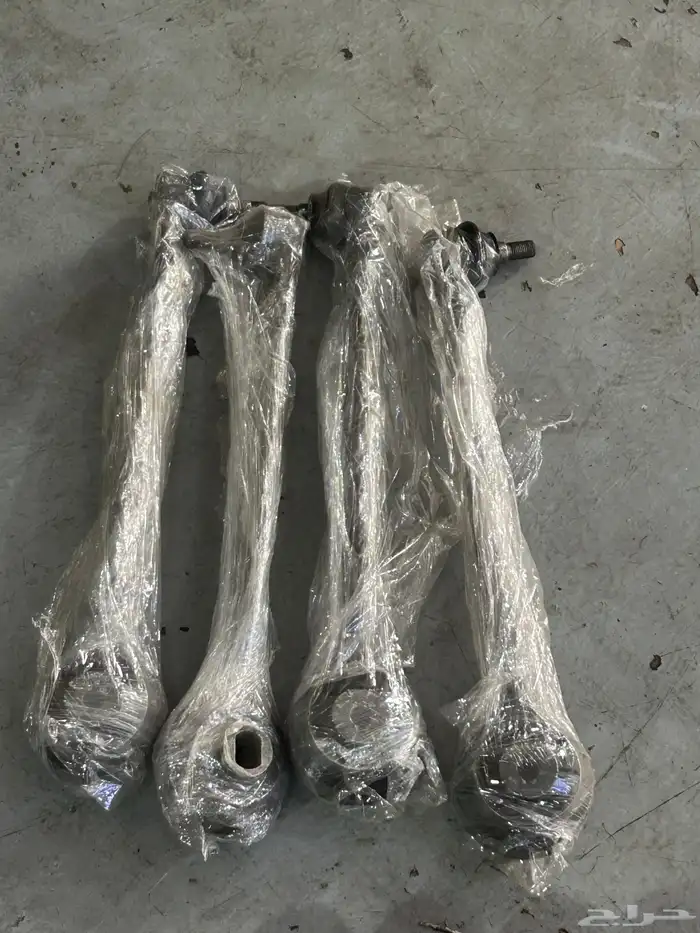 مقصات وعمدان سحب ومسامير توازن وكراسي مكينة دوج تشارجر ولكزس 4