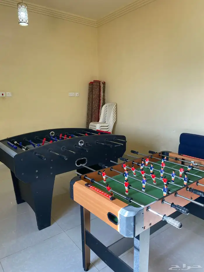 استراحه قسمين وكل قسم مسبح كبير وملعب متاح غدا 9