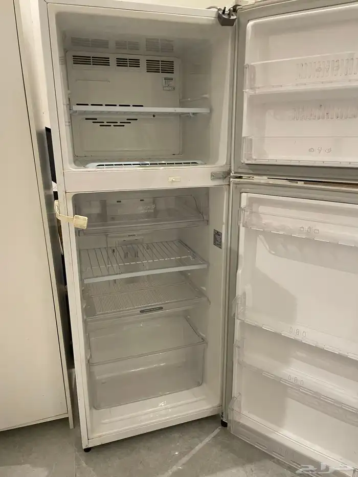 ثلاجة LG مستعملة نظيفة جدا 2