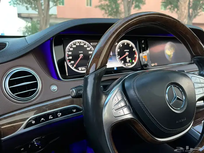 للبيع مرسيدس اس 500 موديل 2015 محول 2020 17