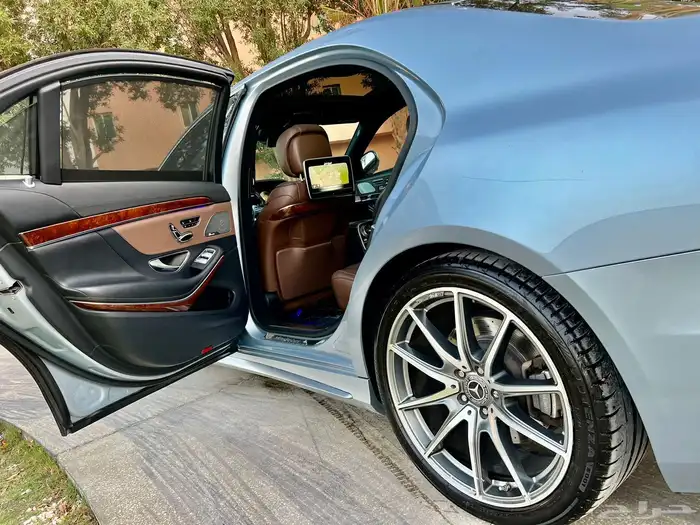 للبيع مرسيدس اس 500 موديل 2015 محول 2020 14