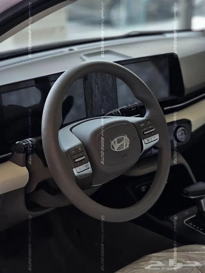 هيونداي اكسنت - سمارت - 2025 3