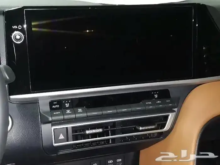 تويوتا كامري قراندي بنزين سعودي 2025 21