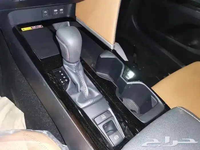 تويوتا كامري قراندي بنزين سعودي 2025 9