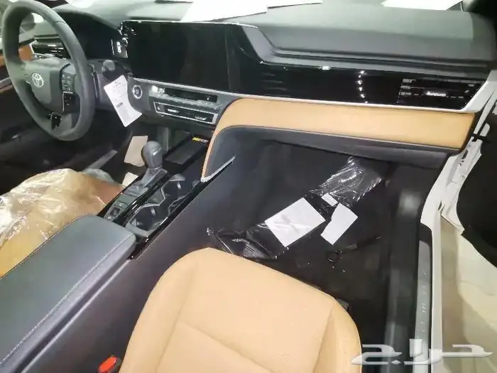 تويوتا كامري قراندي بنزين سعودي 2025 14