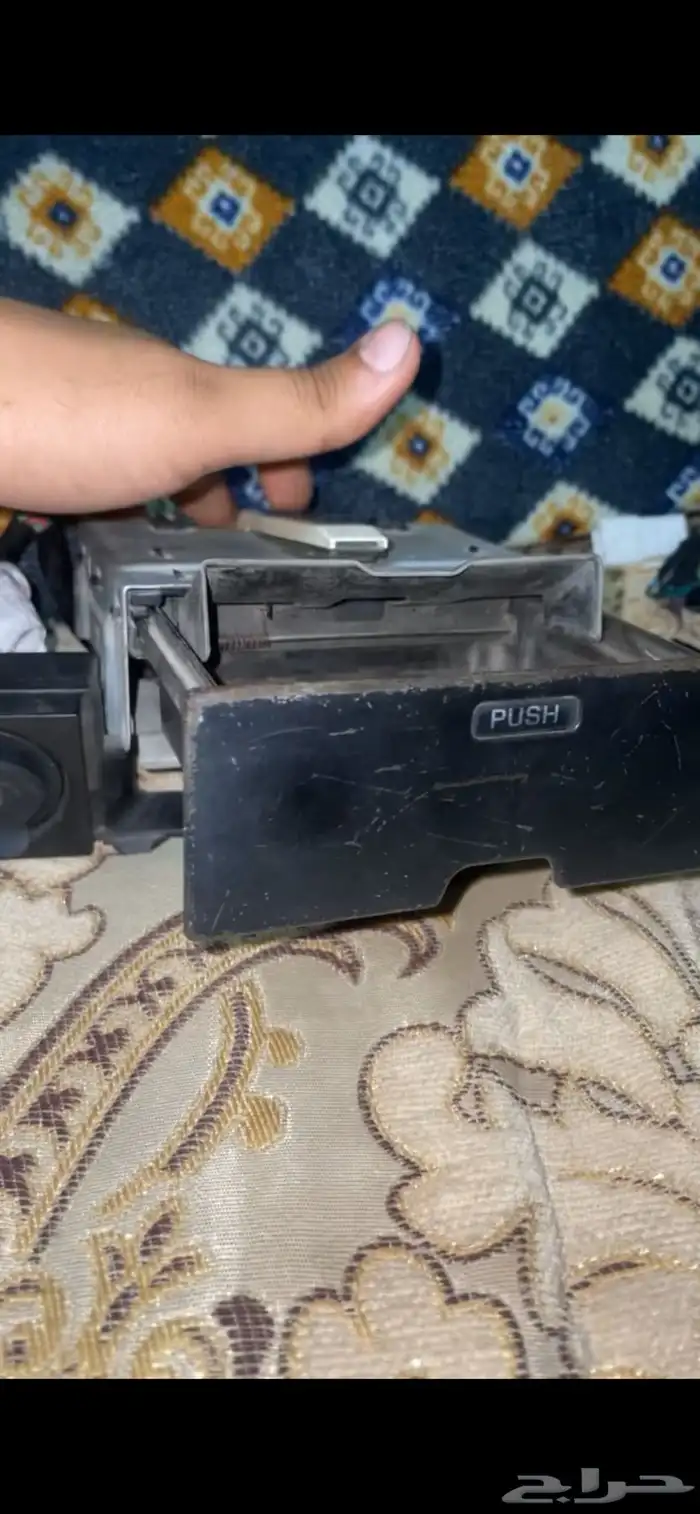 مسجل كرسيدا بلوتوث معاه درج ومدخل شاحن وعلى افياش الوكالة 1