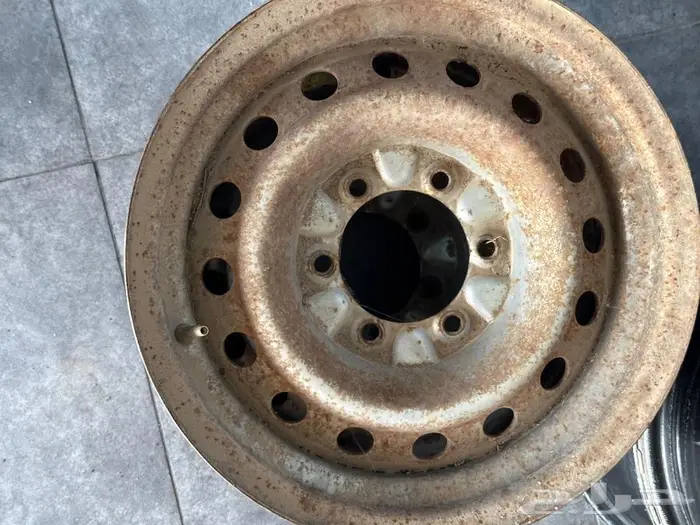 تم البيع جنوط هلل مسامير لنيسان وللوانيت والهايلكس وايسوزو 1