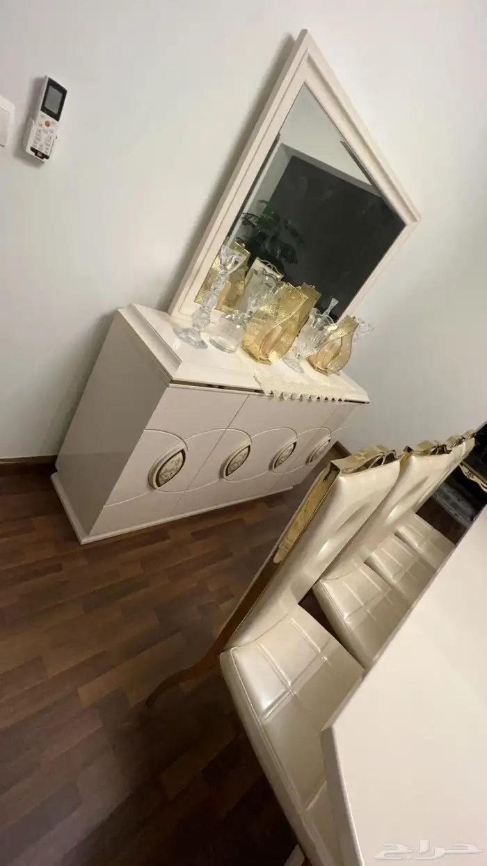 طاولة سفرة 1