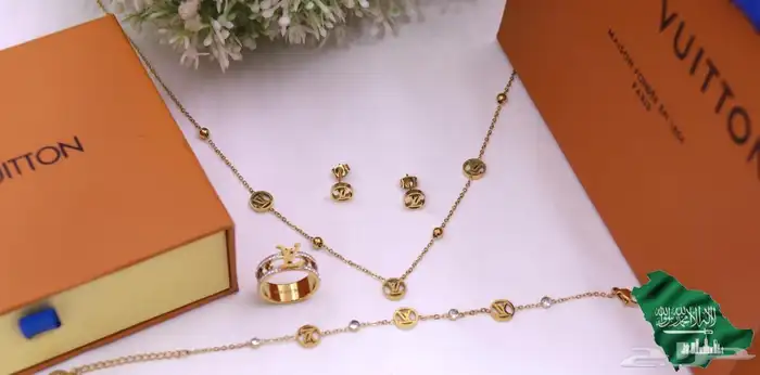 طقم ماركات نسائية سلسال حلق اسوره خاتم 2