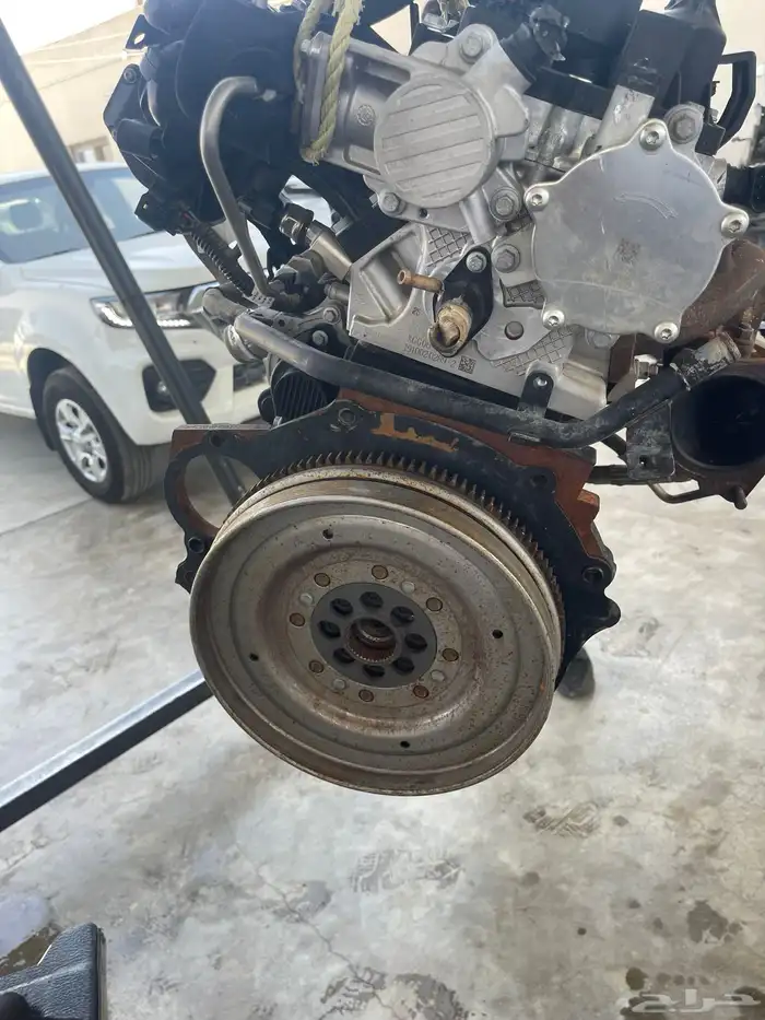 يوجد لدينا مكاين شد بلد مصدوم قطع غيار سيارات 13