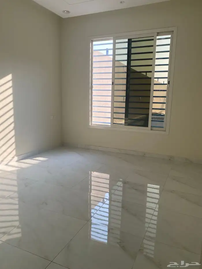 شاليه للايجار السنوي بالحريضة 3