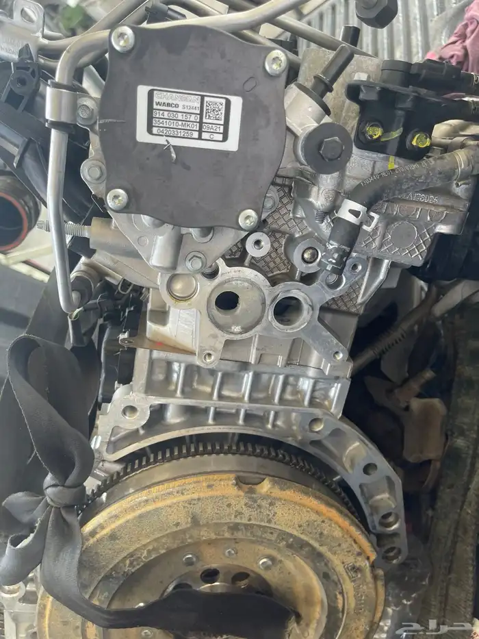 يوجد لدينا مكاين شد بلد مصدوم قطع غيار سيارات 11