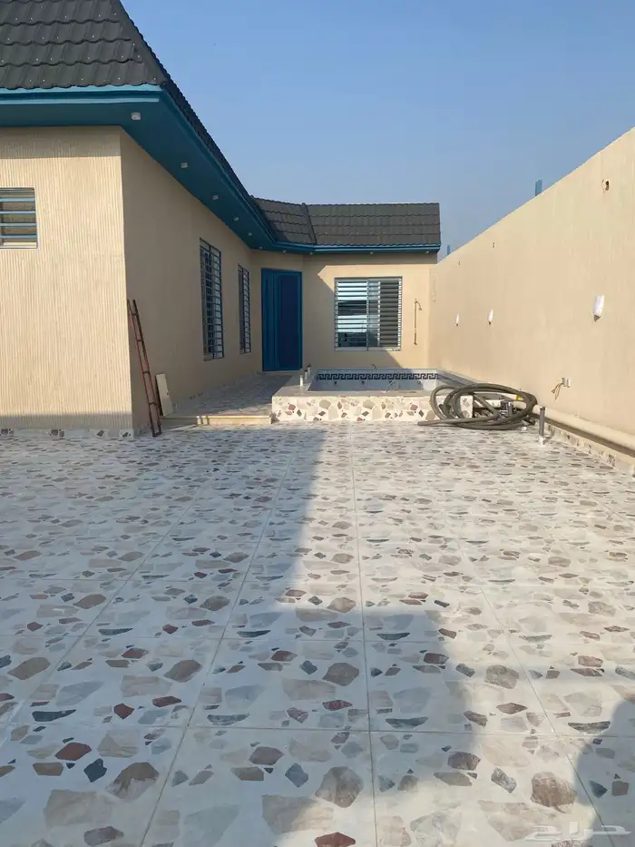 شاليه للايجار السنوي بالحريضة 9