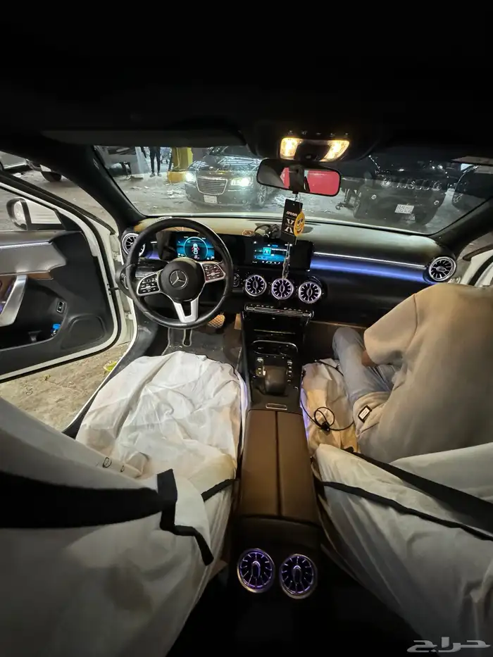 انو داخليه مرسيدس A200 1