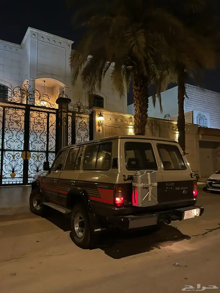 سيارات كلاسيكية للإيجار اليومي (إحتفالات اليوم الوطني( 3