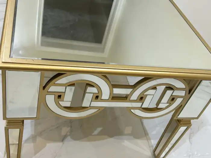 طاولة الوسط قزاز مرايا عرض للبيع المستعجل 350 2