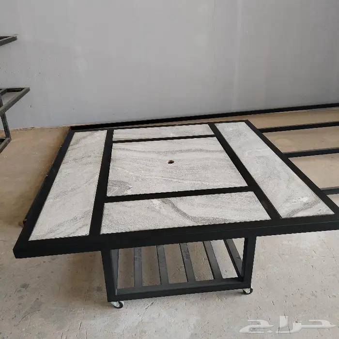 تفصيل ارفف وطاولات ورشة حداده 3