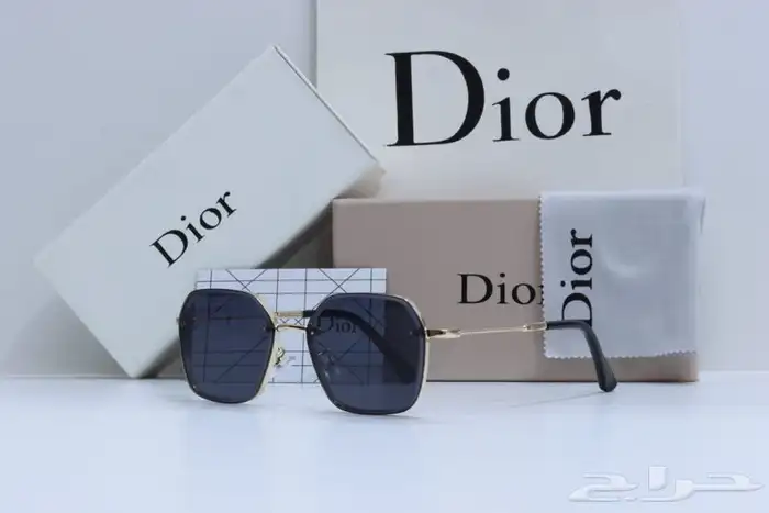 عرض الصيف نظارات شمسية رجالي او نسائي ماركة 91