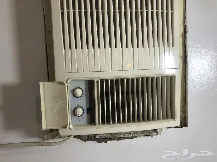 مكيف جري قري وندو شباك طن ونصف 1.5 0