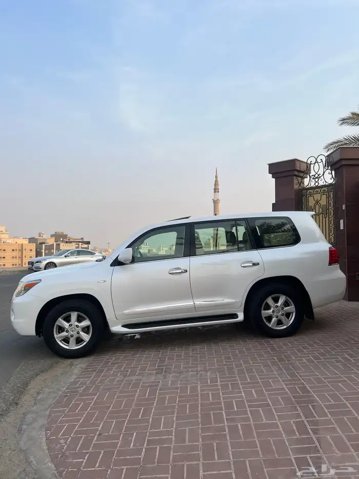 لكزس 9 0 0 2 بريمي وكاله تم البيع 15