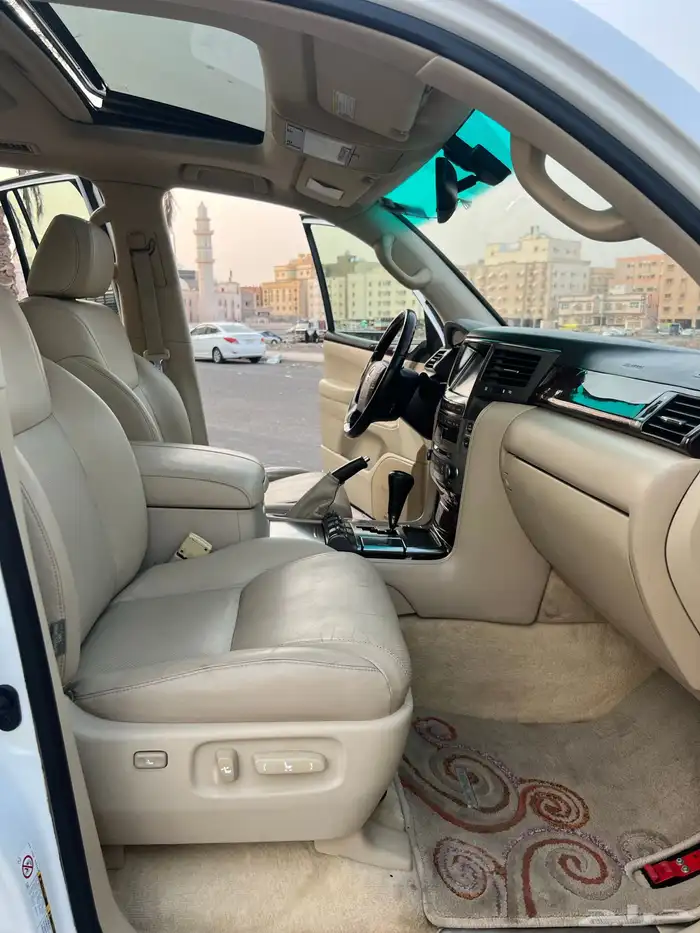 لكزس 9 0 0 2 بريمي وكاله تم البيع 21