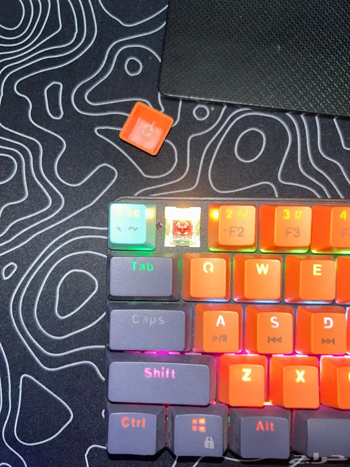 كيبورد جديد حرفيا مع سلكه 3