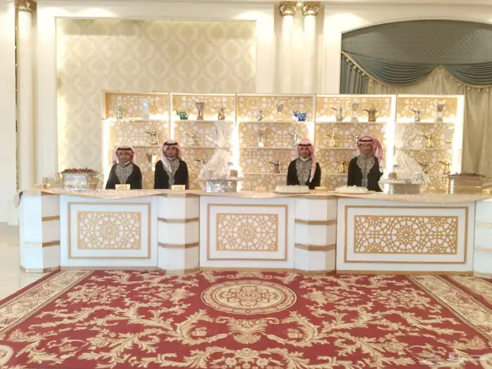 قهوجيان وصبابين وديكور قهوة 3