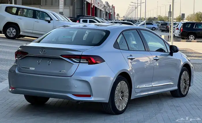 تويوتا كورولا فل كامل 2022 10